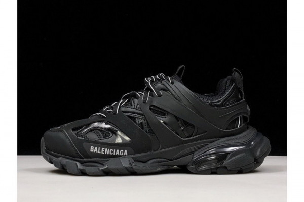 Ba*len*cia*ga track trainer