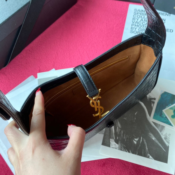 Y*L le 5 À 7 hobo bag