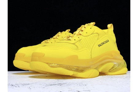 Ba*len*cia*ga triple s