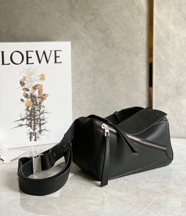 Lowee Small Puzzle Bag-24*16*10.5cm