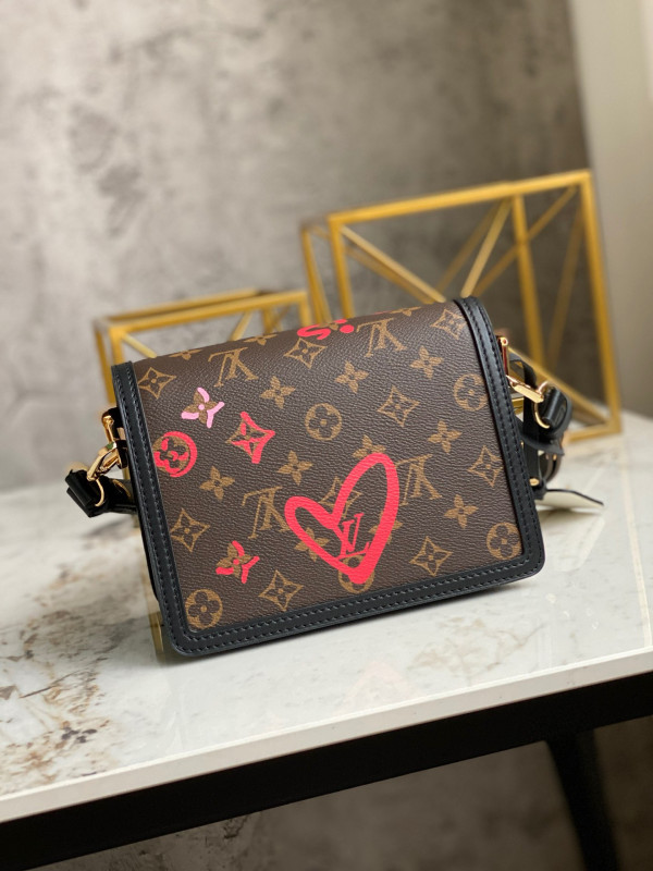 l0*is V*t0n limited edition - mini dauphine