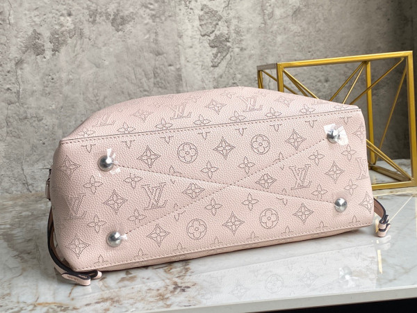 l0*is V*t0n bella tote
