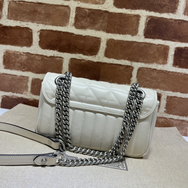 G*u*i gg marmont 22cm