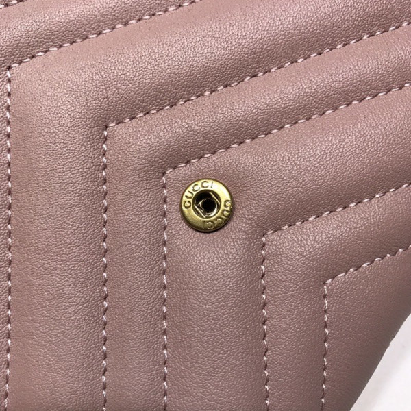 G*u*i gg marmont chain wallet