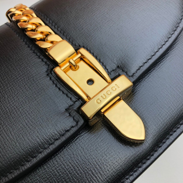 G*u*i sylvie 1969 mini shoulder bag