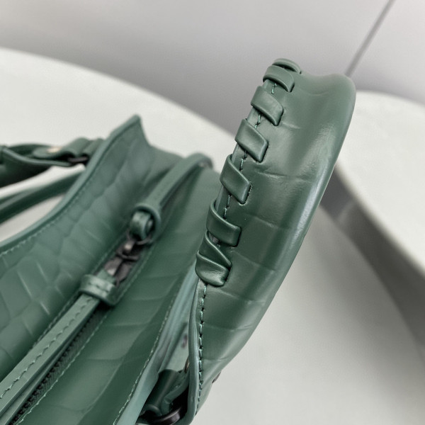 Ba*len*cia*ga neo classic mini top handle bag