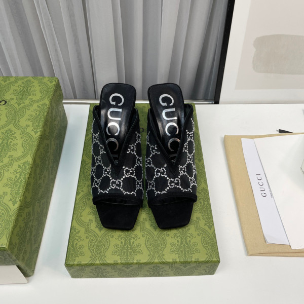 G*u*i gg sandal