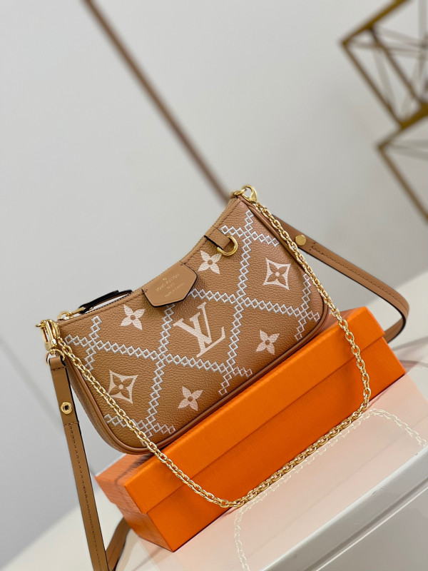 l0*is V*t0n easy pouch on strap