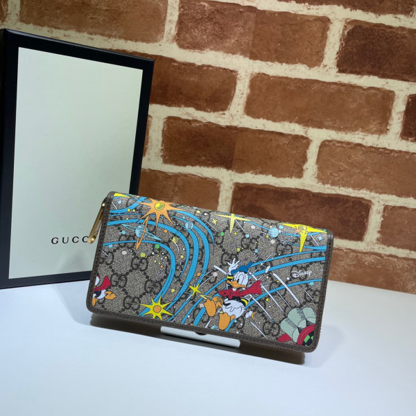 disney x G*u*i donald duck wallet