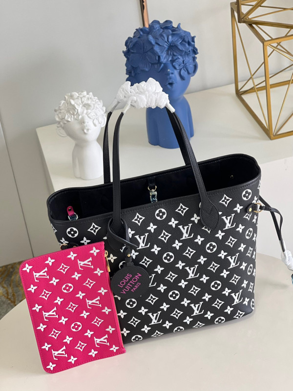 l0*is V*t0n neverfull mm