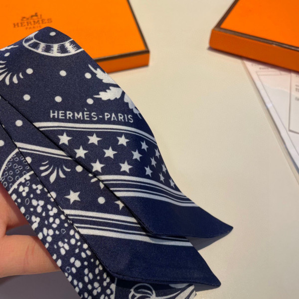 H**mes bandeau