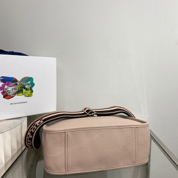 Pra*a leather hobo bag