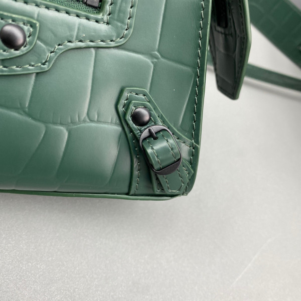 Ba*len*cia*ga neo classic nano top handle bag