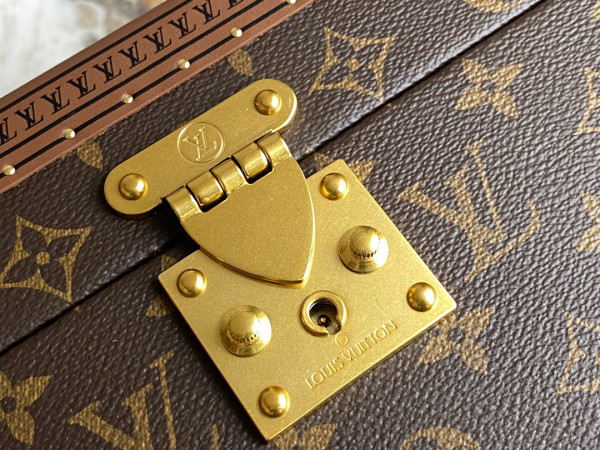 l0*is V*t0n coffret accessoires
