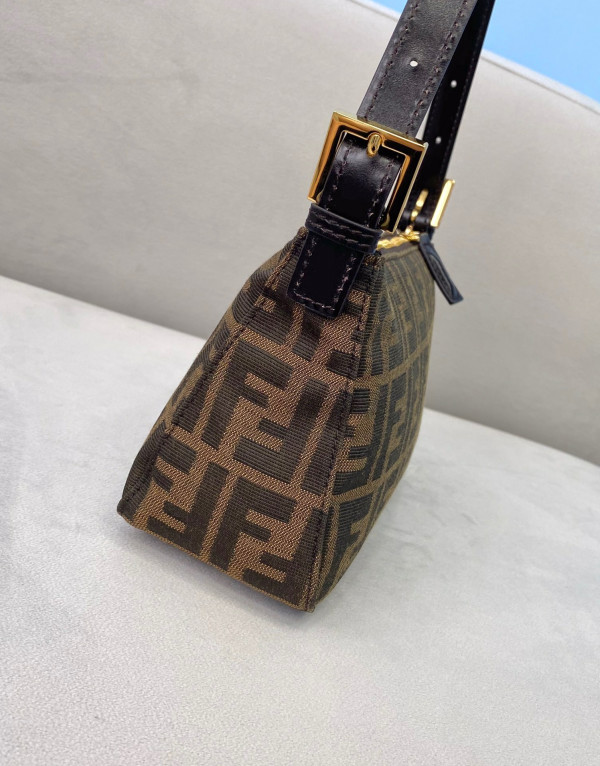 F**di vintage bag