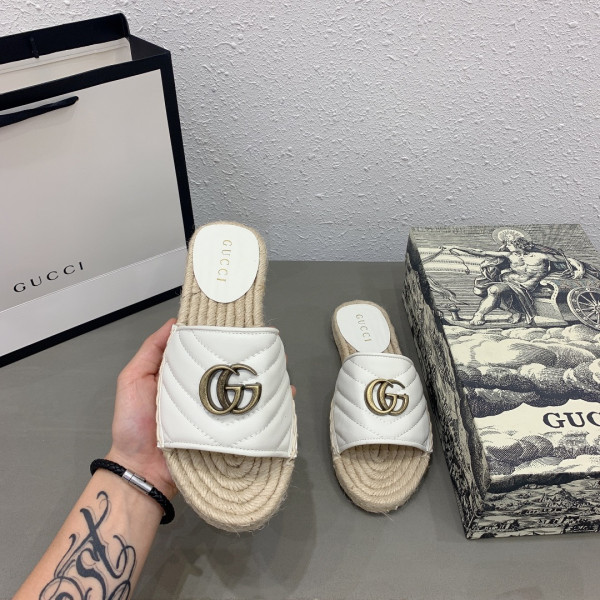G*u*i leather espadrille sandal