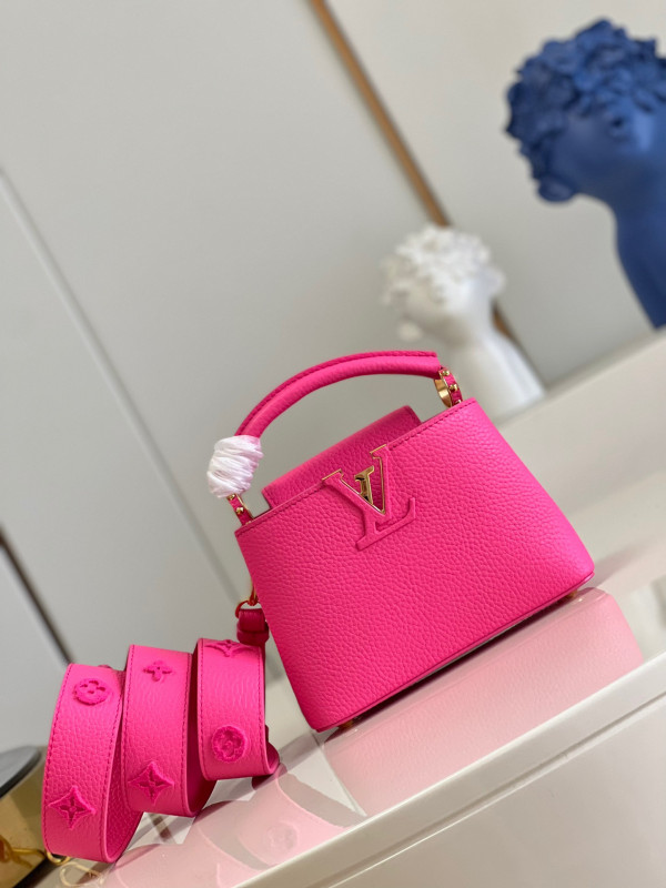 l0*is V*t0n capucines mini
