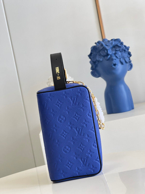 l0*is V*t0n dopp kit