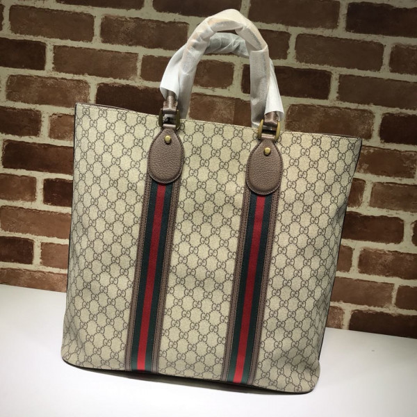 G*u*i tote bags