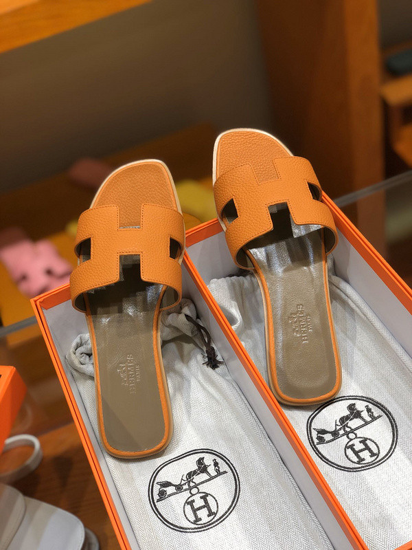 H**mes sandal