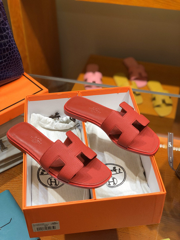 H**mes sandal