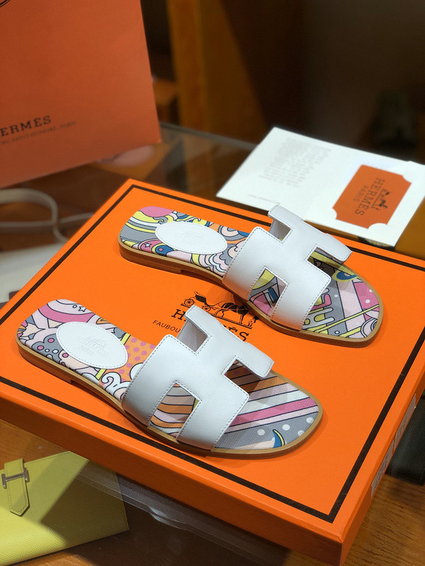 H**mes sandal