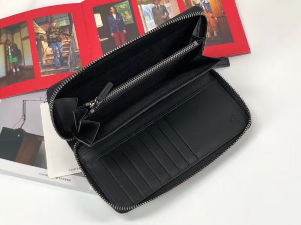 G*u*i signature web zip around wallet