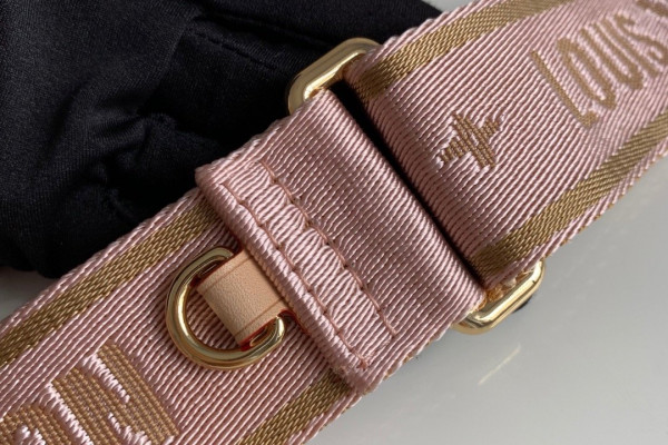l0*is V*t0n strap