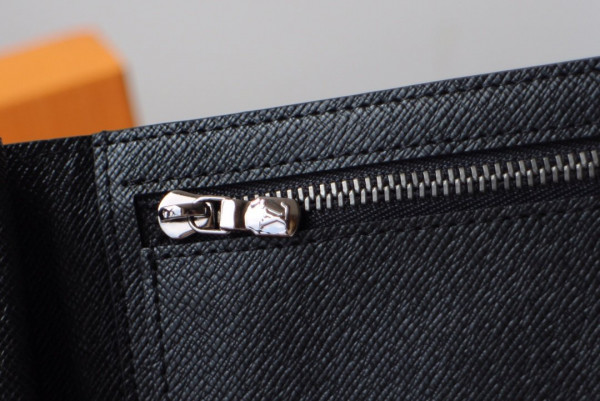 l0*is V*t0n amerigo wallet