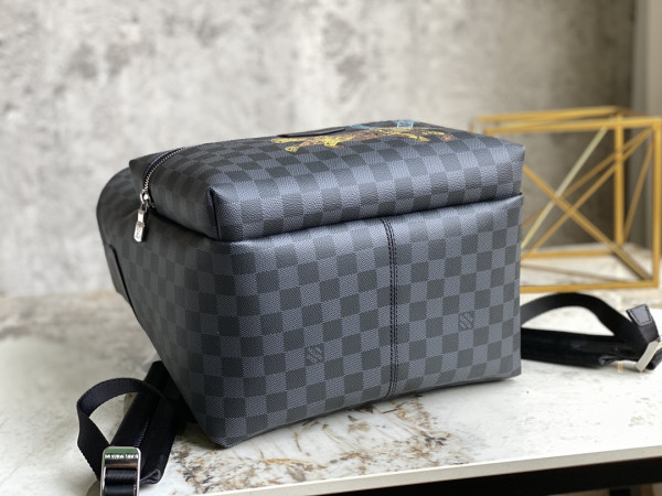 l0*is V*t0n discovery backpack