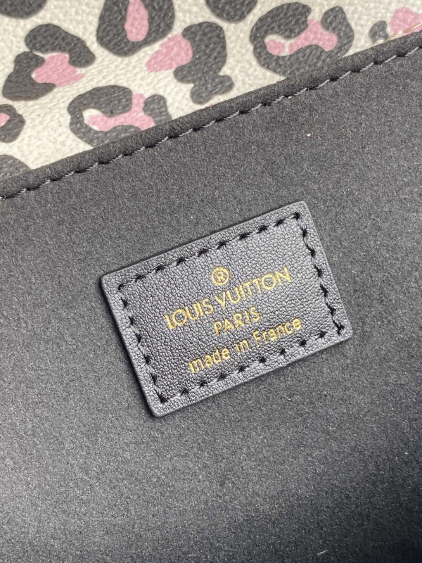 l0*is V*t0n pochette mÉtis