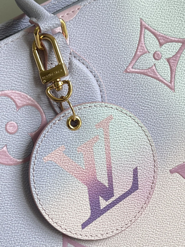 l0*is V*t0n onthego gm