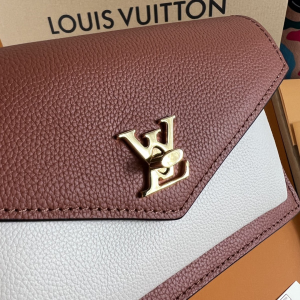 l0*is V*t0n mylockme chain pochette
