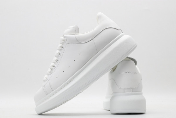 ale*d*r M*Q*en oversized sneaker