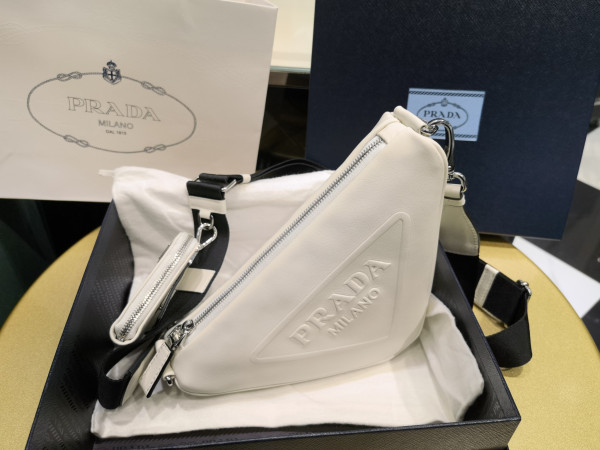 Pra*a triangle bag