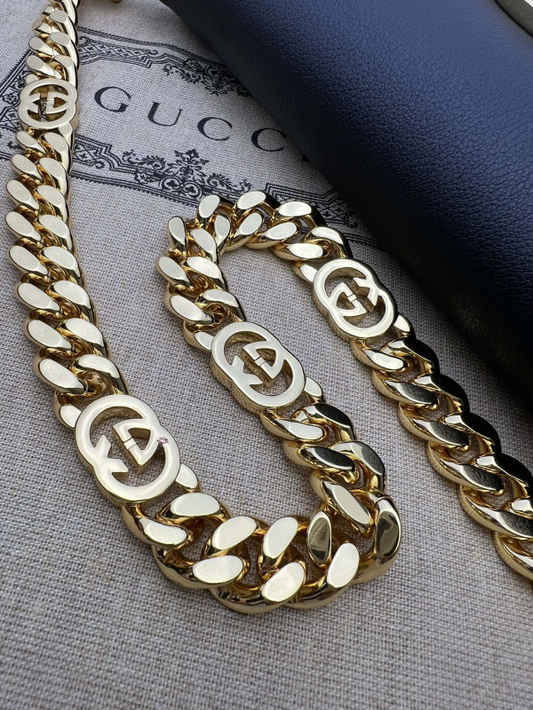 G*u*i blondie shoulder bag