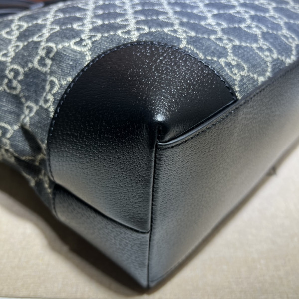 G*u*i ophidia medium tote bag
