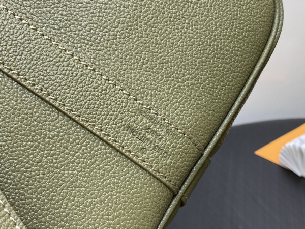 l0*is V*t0n  keepall bandouliÈre 45