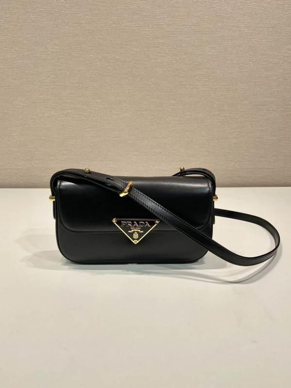 Pra*a patent bag-20*10*4cm