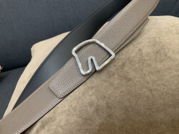 H**mes belt