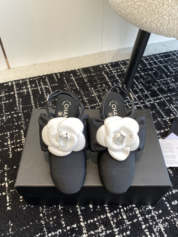 CL SLINGBACKS