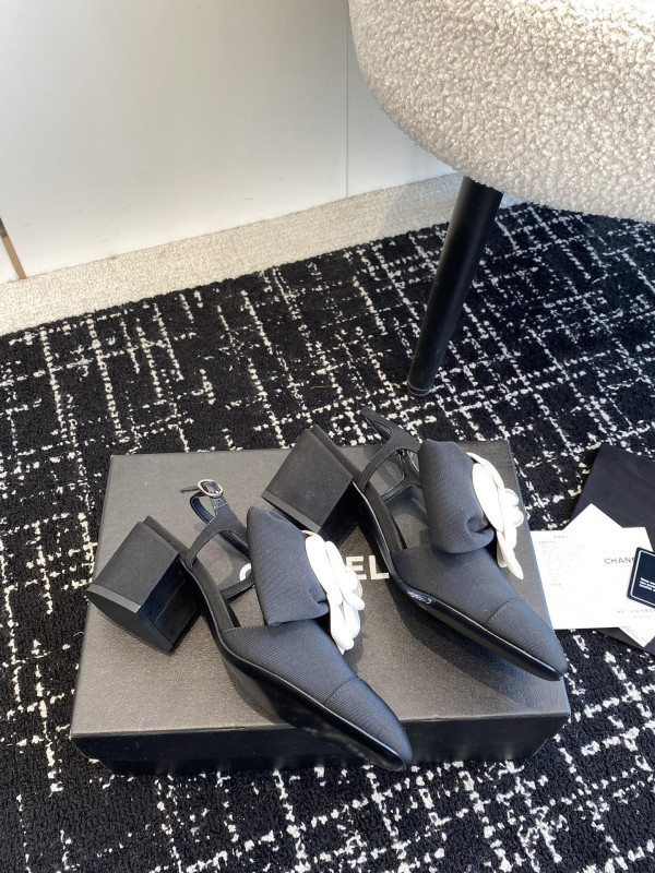 CL SLINGBACKS