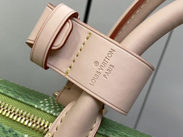 l0*is V*t0n keepall bandouliÈre 50
