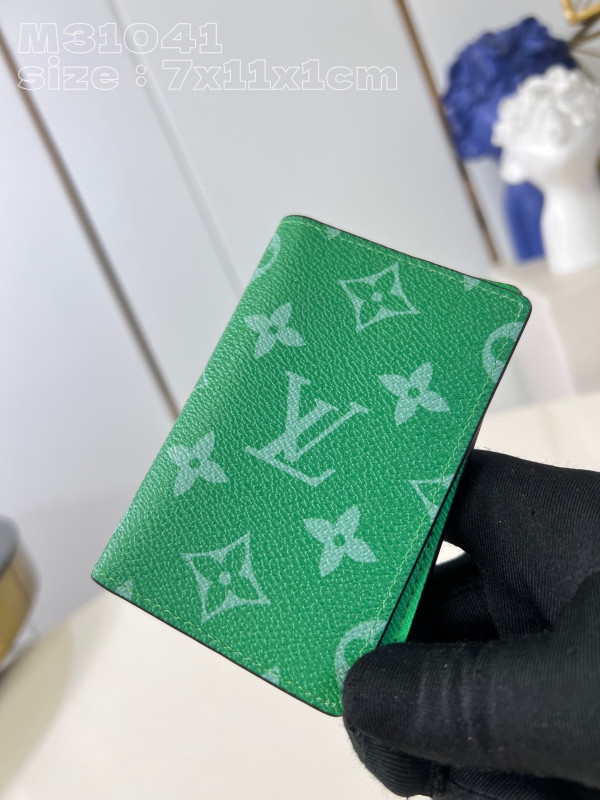 l0*is V*t0n pocket organizer-7.5*11.1*1 cm