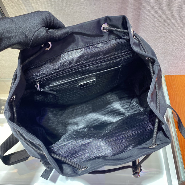 Pra*a backpack-30*34*13cm