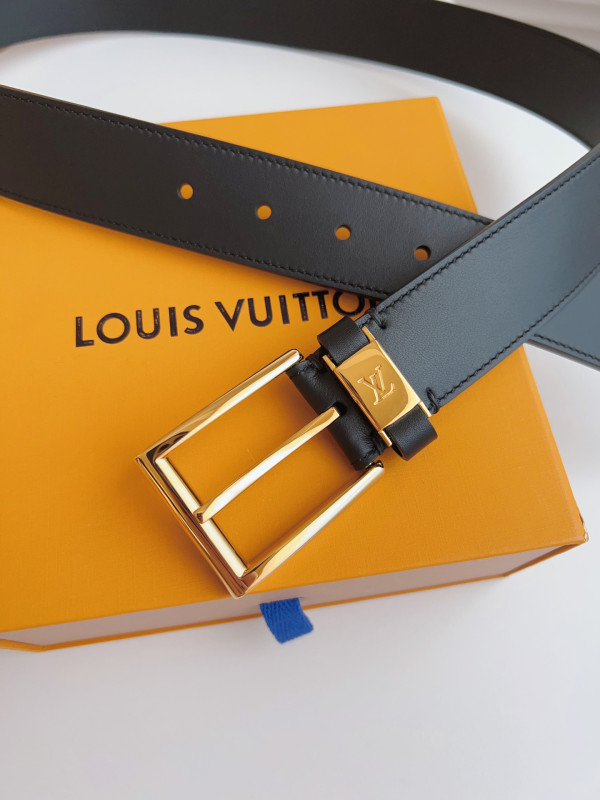 l0*is V*t0n belt