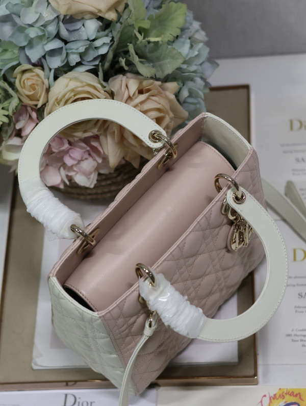 LADY DI0R-24CM