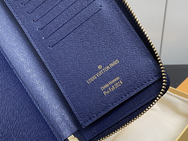 l0*is V*t0n zippy wallet-10*20*2 cm