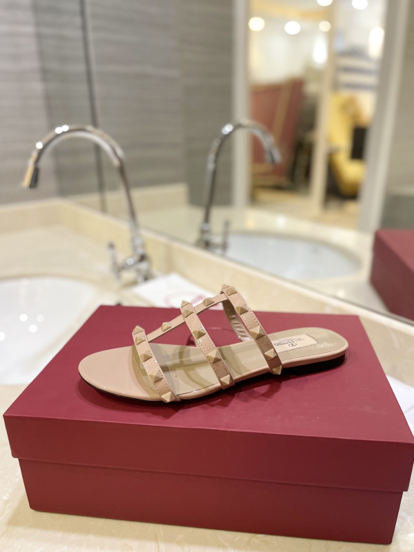 VALENTINO MULES