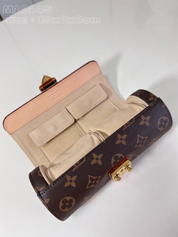 l0*is V*t0n jewelry case